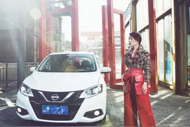 戴黄金手镯时，为啥建议你戴“左手”？3个原因，有些人忽视了！图片