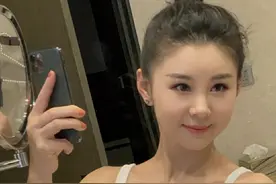 丰满有肉的李小萌，穿对衣服是性感尤物，穿错衣服是村姑下地图片