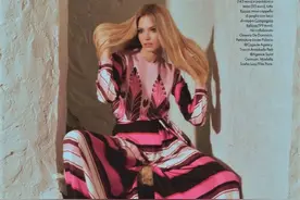 俄罗斯影星萨莎·露丝，意大利版《ELLE》棕榈泉时尚摄影图片