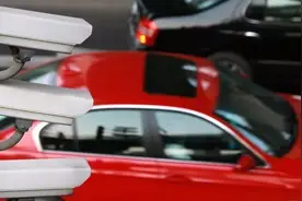 提醒！乌鲁木齐这些路段启用电子警察抓拍设备图片