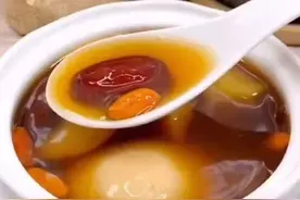 我坐月子时，每天喝的7碗汤，营养好喝不长肉，纯母乳喂养没压力图片