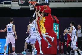 季前赛-胡金秋13+8孙铭徽3.5秒罚球准绝杀 广厦18分逆转北京图片