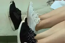 五个动作缓解膝关节酸痛图片