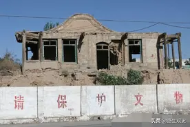 银川曾经有座将军楼，被马鸿逵拆毁城墙衙门，今天怎么修都不像了图片