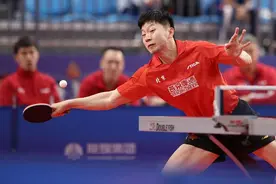 又是3-0！国乒奥运冠军零封直通黑马，马龙完胜周启豪静候樊振东图片