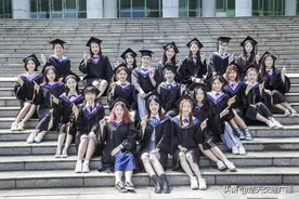 全员过英语八级！武科大有个“神仙”毕业班图片