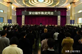 “吃点药休息一下就好……”话音刚落竟成永别！今天我们为好警察送行图片