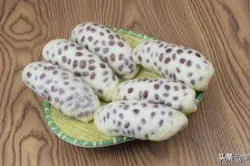1碗面粉1把红豆，卷一卷，蒸一蒸，轻松做出一锅蓬松柔软小花卷图片
