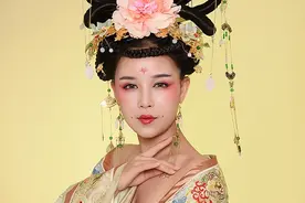 古风微醺妆，当真六宫粉黛无颜色呀！图片