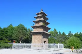 渤海国时期唯一保留下来的地上建筑——长白灵光塔：屹立千年虽倾斜而不倒图片