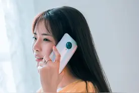 5G自拍手机vivo S6，这是一款能配得上你高颜值的5G手机图片