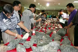 翡翠赌石水那么深，为什么还有这么多人玩？图片