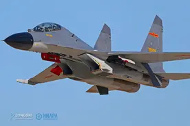 美国军机南海叫板挑衅，解放军重型战机演练亮剑，无线电霸气喊话驱离图片