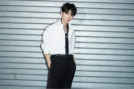 TFboys的身高颜值扛把子，王俊凯是养成系之光，如今男友力爆棚图片