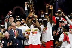 NBA总冠军猛龙队，都戴了什么表？视频封面