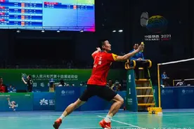 “小林丹”林贵埔连丢11分惨败 谜哥黄宇翔真的迷 全运会团体小组赛图片