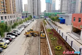 「我为群众办实事」甘肃省临夏市人民路、青年路拓通改造工程全力推进图片