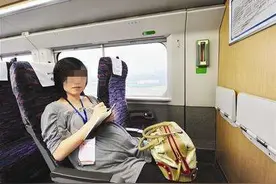 “不回老家就离婚”，怀孕35周儿媳行动不便，反被婆婆要挟图片