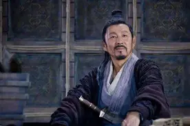 刘邦出生，蛟龙破窗，刘彻出生，日入其怀，论异象谁最能忽悠？图片