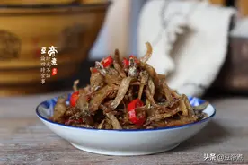 家里一下粥小菜，隔三差五就要做，用来下粥比大鱼大肉还香还好吃图片