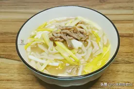 它是天然的“杀菌剂”，冬天要多吃，做成热汤面，美味营养好消化图片