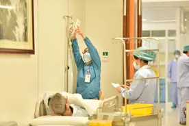 乡镇卫生院抗感染药物销售额下降超30%，基层“限抗”已现成效图片