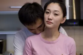 情史丰富李小冉：39岁时男闺蜜豪掷5亿甘心接盘，婚姻状况如何？图片