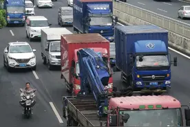 为什么物流公司长期招聘司机图片