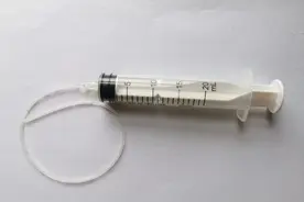 新生儿母乳不足，怎样添加奶粉你做对了吗？图片