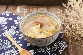 广东人真会养生，用这花来煲汤，清热润肺去秋燥，简直绝了图片