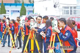 【透视职业教育】看看他们！高职院校毕业生一样大有可为图片
