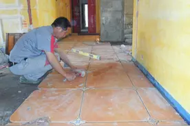 这几件事没有提前交待好，就让泥瓦工铺瓷砖，可能要花更多钱返工图片