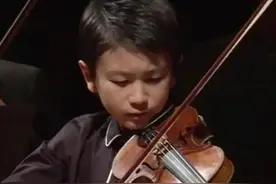 啊，别人家的小孩！11岁天才小提琴冠军演奏神曲《四季组曲：春》图片