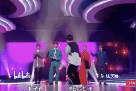 《我的音乐你听吗》：许嵩和薛之谦被邀请跳舞图片