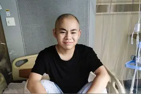 湖南15岁男孩患白血病，他反倒感觉是件好事图片