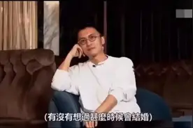 与父亲和解，不再结婚，年届不惑的谢霆锋越活越通透图片