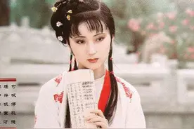 “八字罥烟眉，纯澈服饰道”，林黛玉怎一个“美”字了得？图片