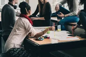 实用情景对话 | 请小伙伴来家做客，邀请谁好呢图片