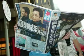 真实的张国荣：和巩俐玩“猴子偷奶”，与梅艳芳同住不避嫌图片
