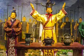 中国传统祭祀文化：祖先就要供奉起来，供案成了寄托“工具”图片
