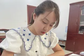 【新公务员入职感言】陈靓：路漫漫其修远兮，吾将上下而求索图片