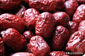 春天要常吃红枣，教你1个简单做法，随吃随取，放半年都不坏图片