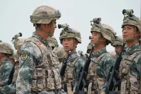 解放军一次买了140万件防弹衣！这释放了什么信号？图片
