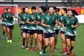 殊死抵抗！中国女子橄榄球首秀不敌美国，但已开创新纪元图片