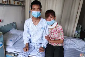 单亲妈妈苦熬17年带大儿女，一张诊断书让全家哭了图片