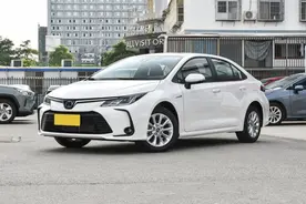 油耗4.1L/100km，车身结实还难开坏，遮风挡雨又实用，解读卡罗拉图片