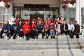 “九九重阳节”运城市蒲剧团走进稷山玉壁敬老院慰问演出图片