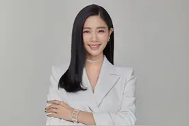 克拉拉（Clara Lee）本名李成敏图片