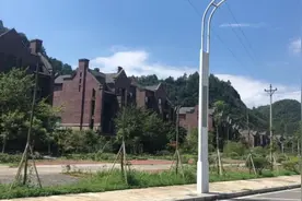 重庆某开发商破产，300多套房产将拍卖，起拍单价5000多图片