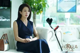 从央视主播到“蛇蝎美人”，杨童舒被传未婚生子，丈夫身份成谜图片